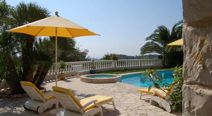 La Villa Florida - Photo 1