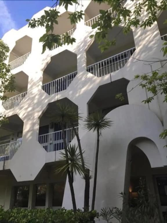 Hôtel Les Rives Bleues - Photo 1