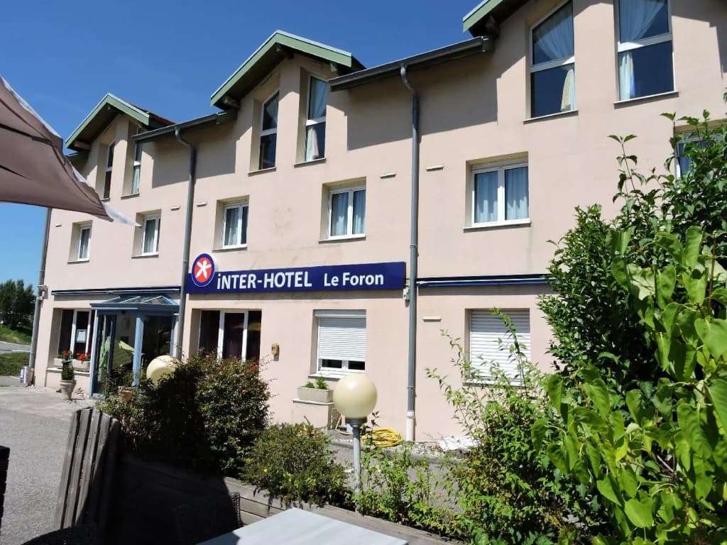 Hotel le Foron - Photo 1
