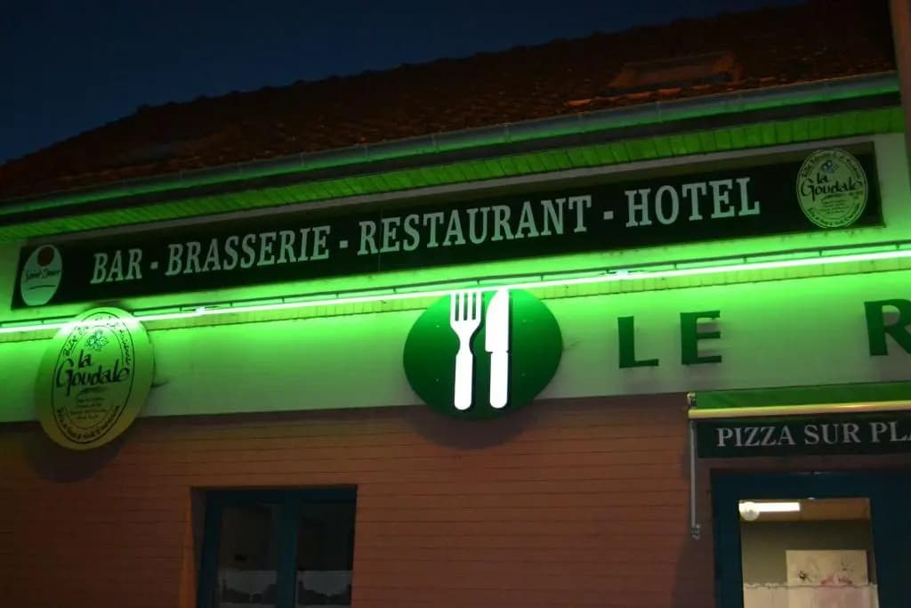 Le Relais De Risquetout - Photo 1