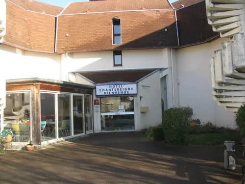 Hotel Le Chantereigne - Photo 1
