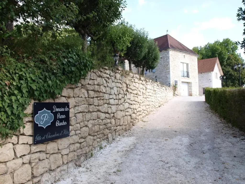Le Domaine des Pierres Blanches - Photo 1