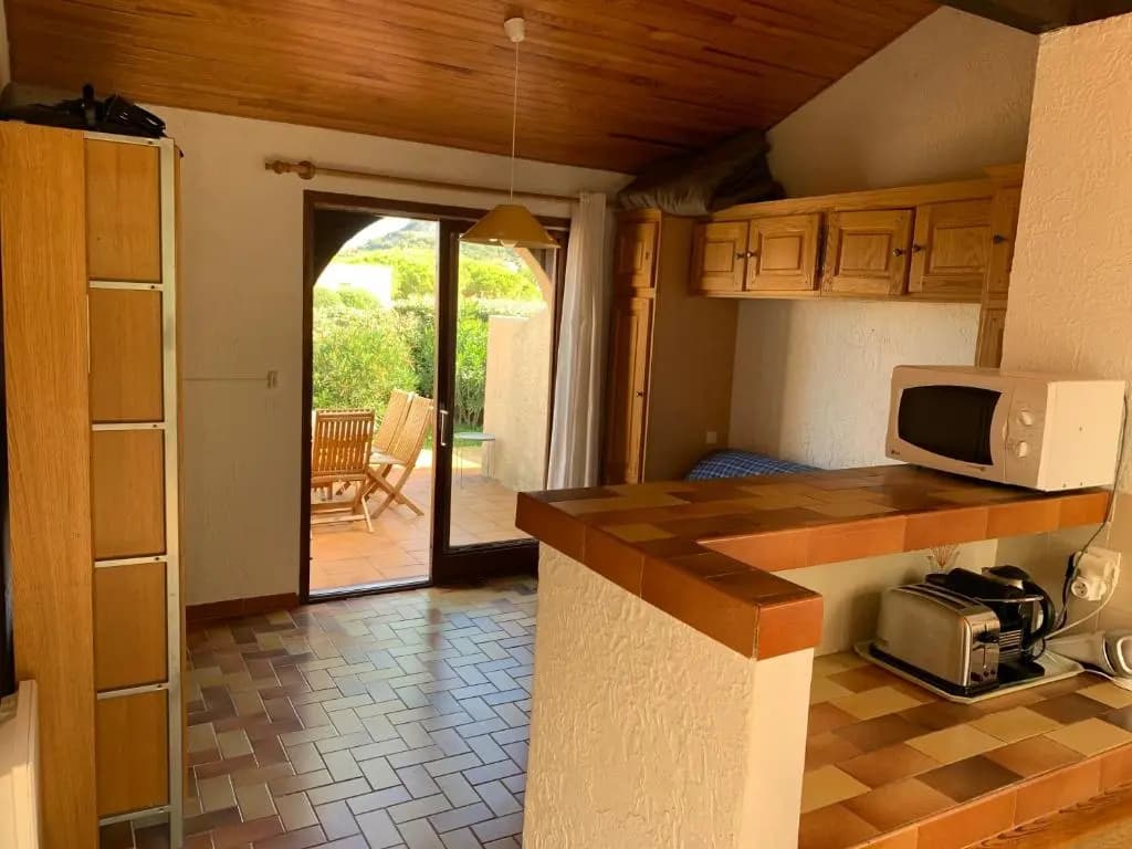 Mini villa climatisée - Vue mer - Mer à 50 m - Jardin et 2 terrasses 300 m2 - Photo 1