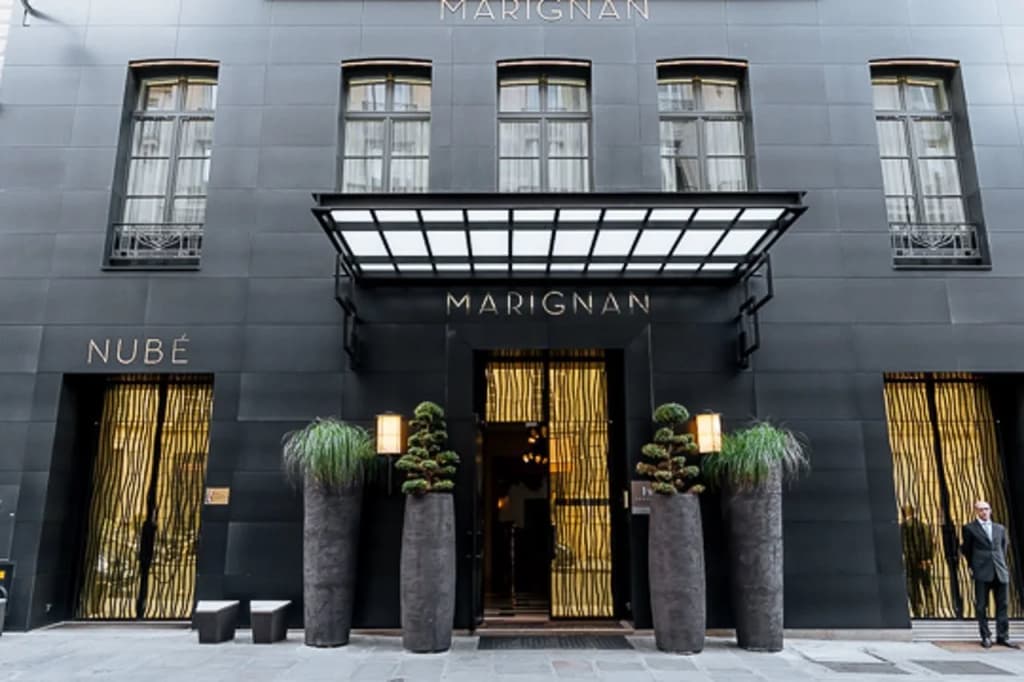 Hotel Marignan Champs - Elysées - Photo 1