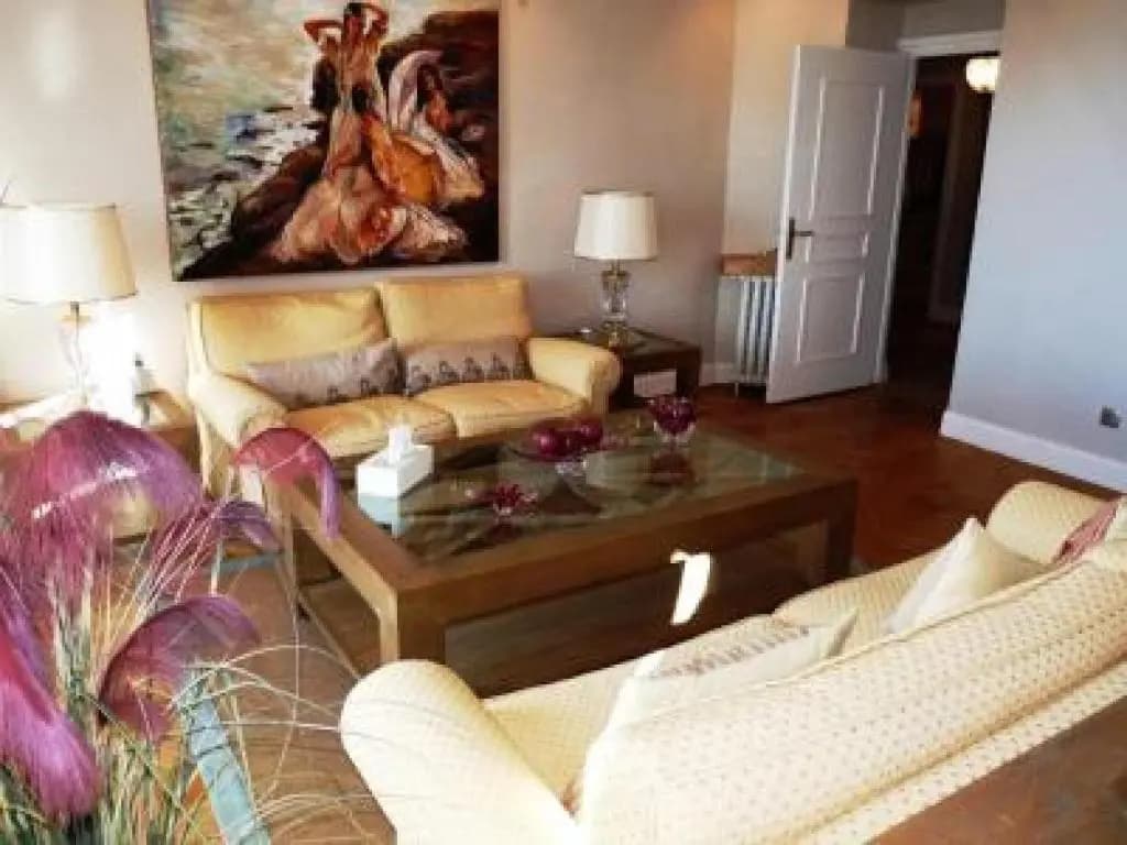 Charming 2 Bedroom apt in Central Cannes Walking Distance to Beaches Croisette and the Palais - 678 - Photo 1