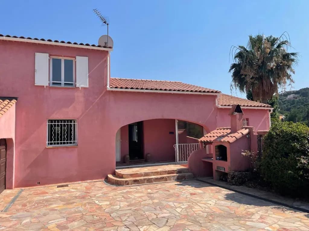Fantastic pool villa 900m to the beach; with extravagant big garden - Photo 1