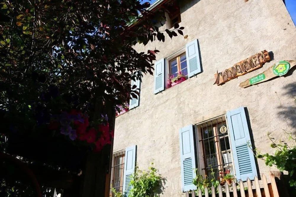 Gîte d'Etape Auberge de l'Ardoisière - Photo 1
