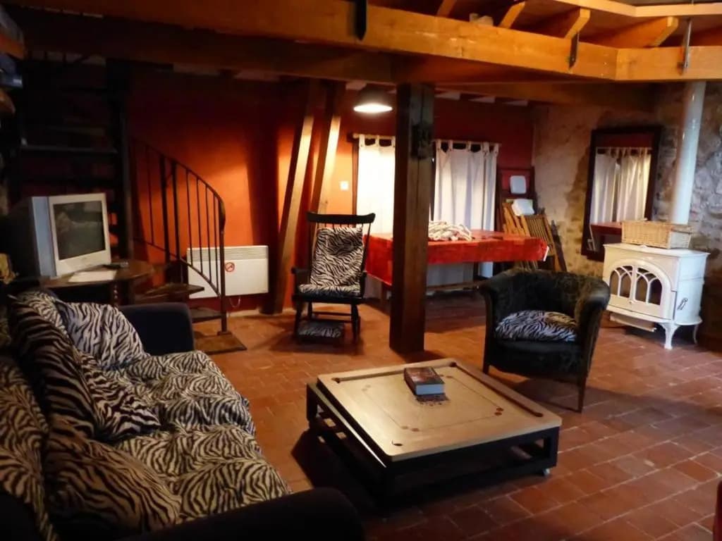 Gîte Beaune-d'Allier, 4 pièces, 6 personnes - FR-1-489-246 - Photo 1