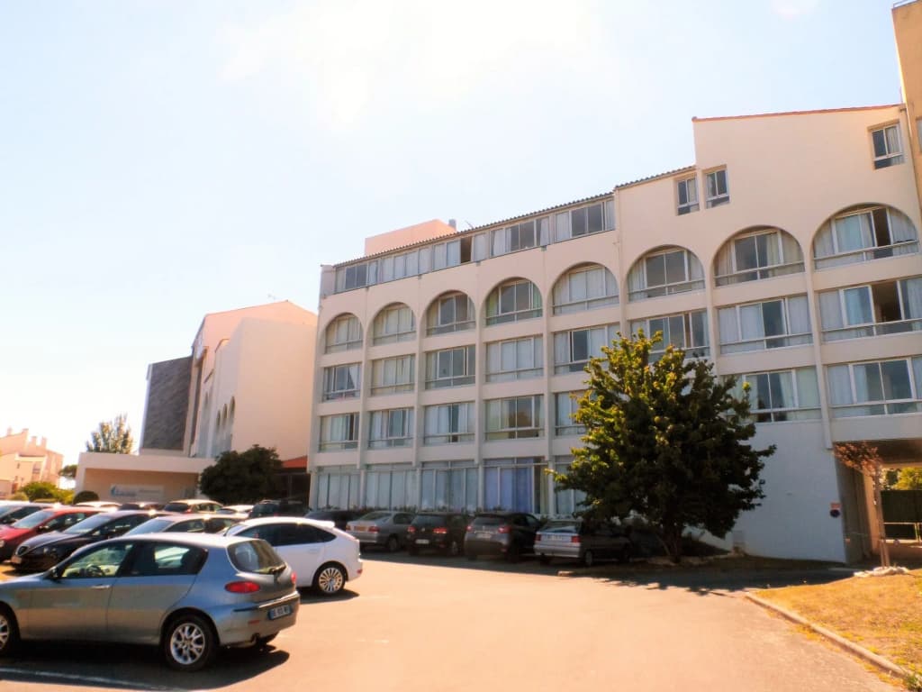 Résidence avec Piscine face au port 200m plage - Photo 1