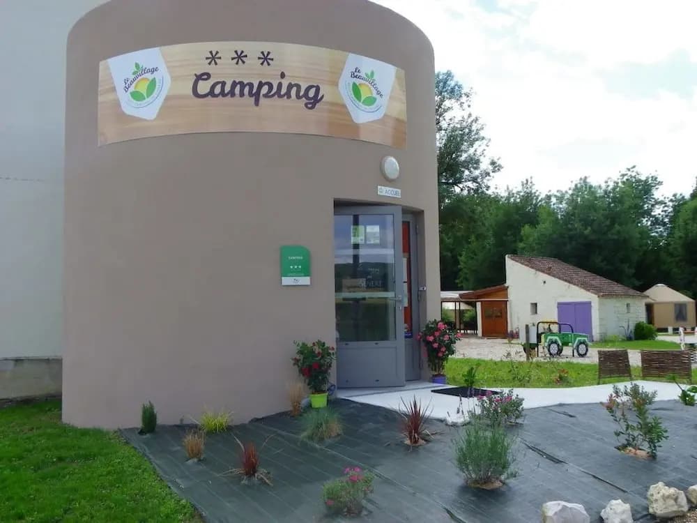 Camping le Beauvillage - Yourte - Photo 1