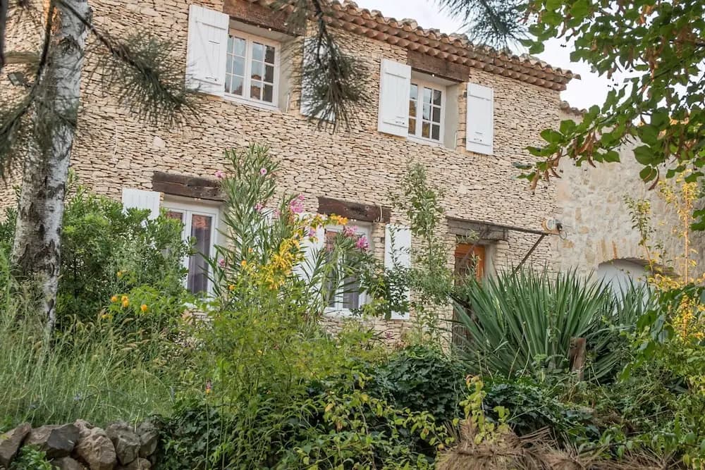Mas De Coccinelles - Photo 1