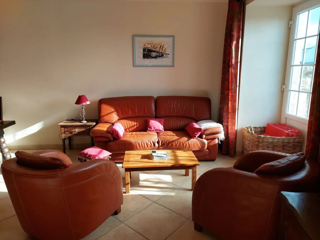Holiday Home in Lannilis Near Sea - Photo 1