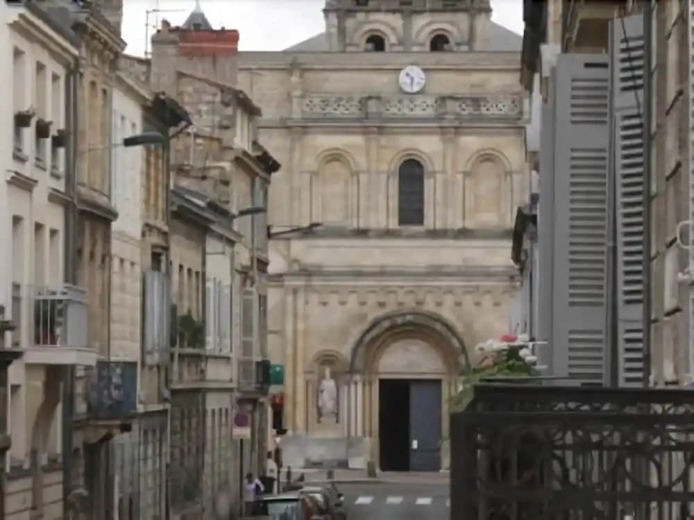 22Bordeaux - Photo 1