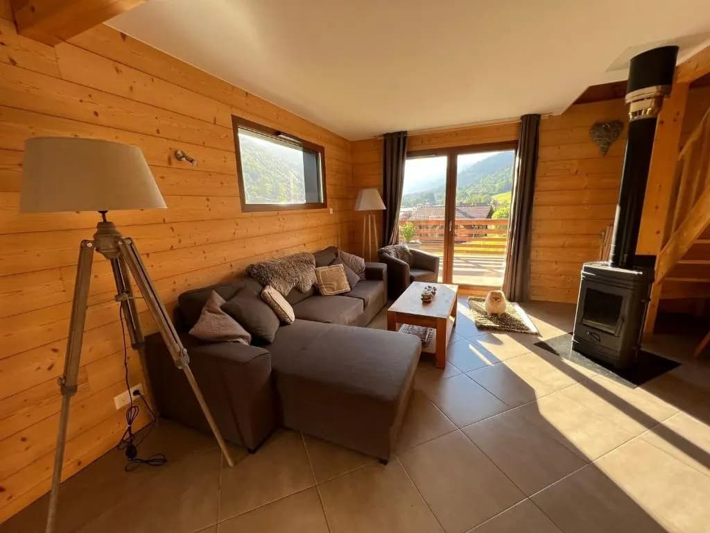 Chalet Casa de Monzel with 6-Person Jacuzzi & Panoramic View - Photo 1