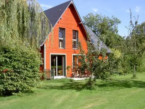 Apihome - Photo 1