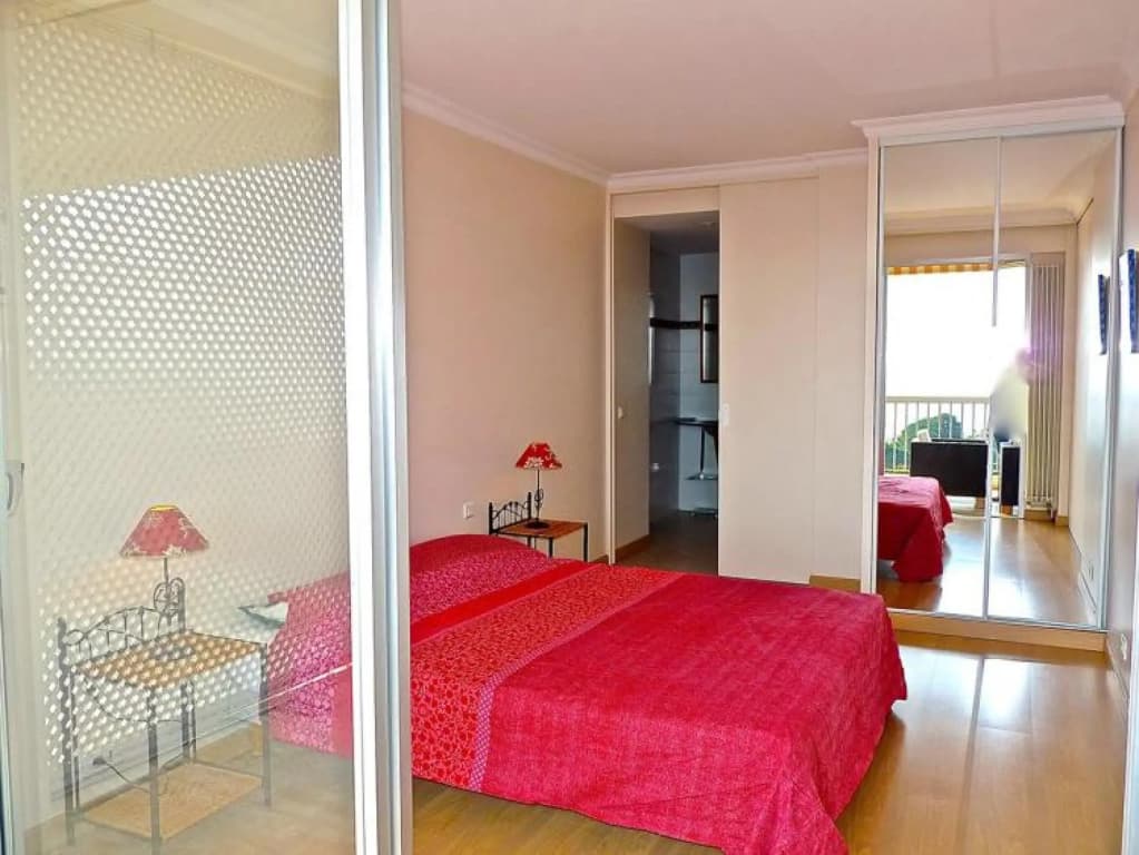 Large Light and Modern 2 Bedroomed Apartment in Cannes With Sea Views Pool and Lovely Terrace - 1503 - Photo 1