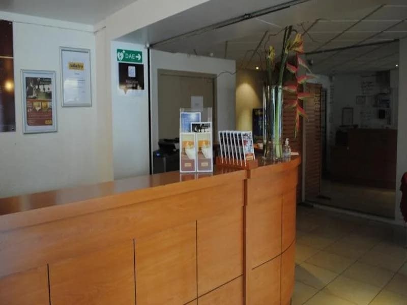 Comfort Hotel Emerainville Marne-La-Vallee - Photo 1
