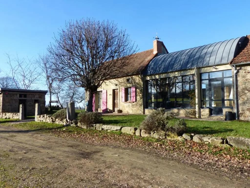 Gîte Beaune-d'Allier, 5 pièces, 8 personnes - FR-1-489-228 - Photo 1