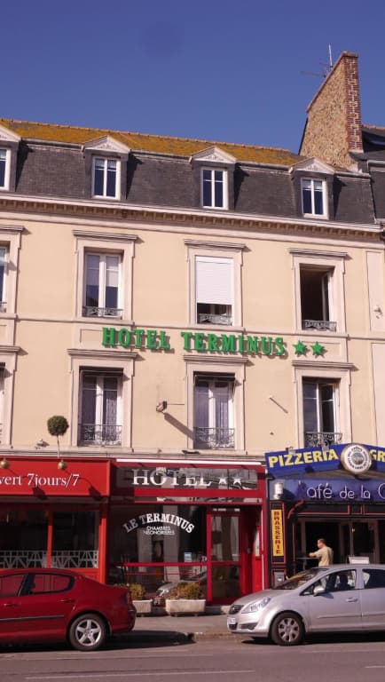 Hôtel Terminus - Photo 1