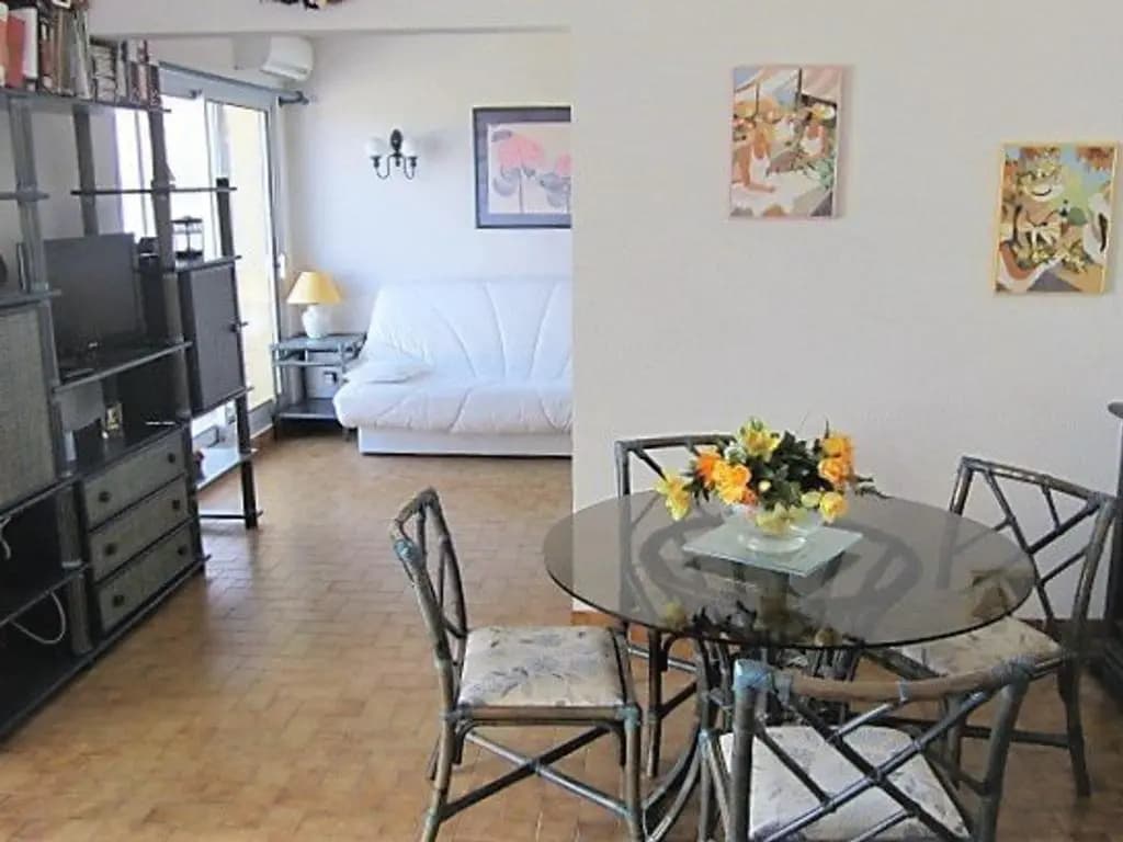 Appartement Le Lavandou, 3 pièces, 8 personnes - FR-1-251-81 - Photo 1