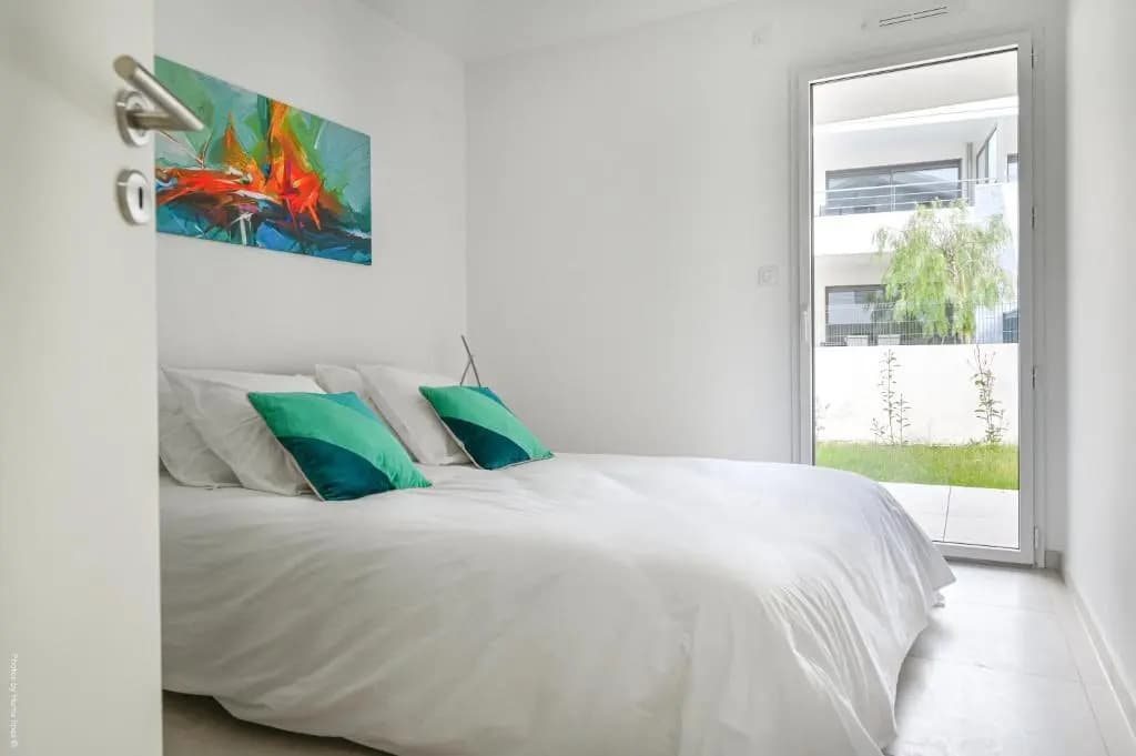 T4 NEUF - JARDIN-TERRASSE ET PISCINE – ACCÈS DIRECT PLAGES ET CENTRE VILLAGE – App C 12 - Photo 1