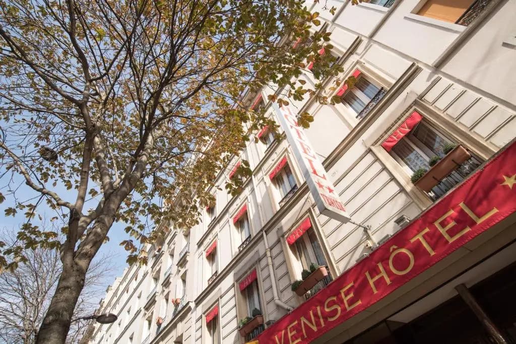 Hotel De Venise - Photo 1