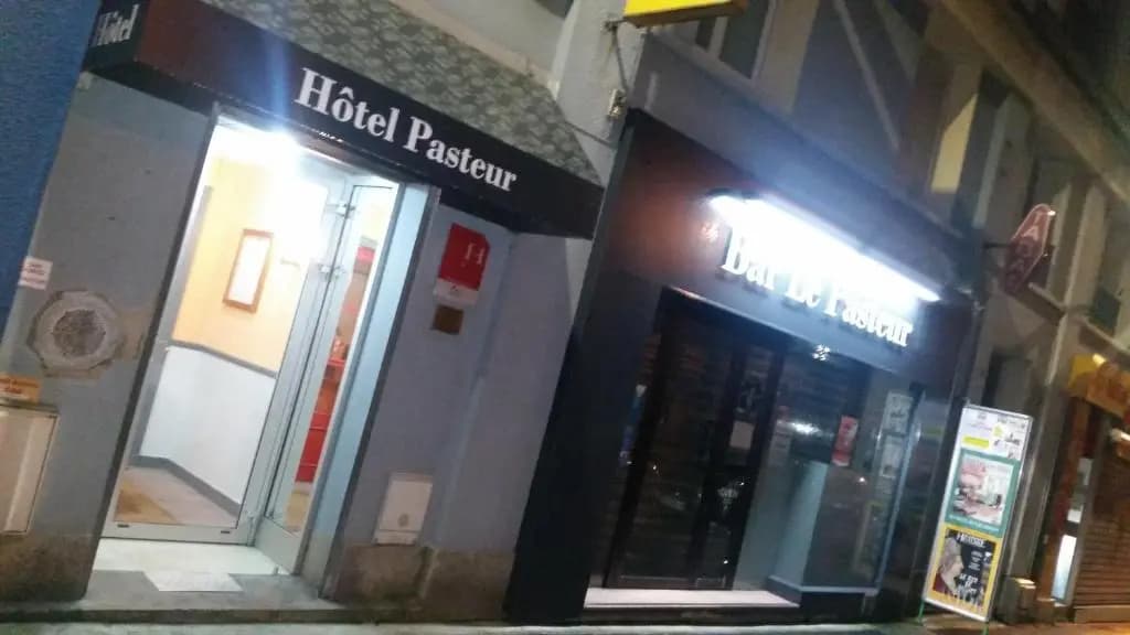 Le Pasteur - Photo 1