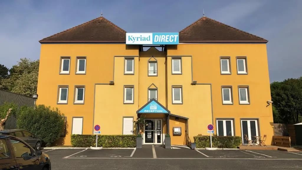 Hotel Kyriad Direct Bordeaux Est Lormont - Photo 1