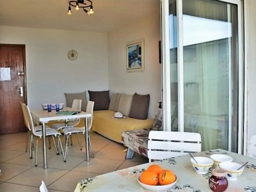 Appartement Le Lavandou, 1 pièce, 3 personnes - FR-1-251-252 - Photo 1