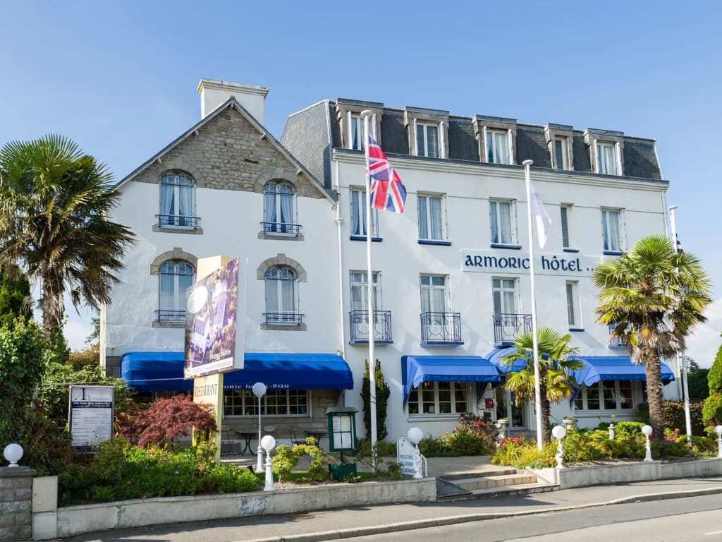 Logis Hôtel Armoric - Photo 1