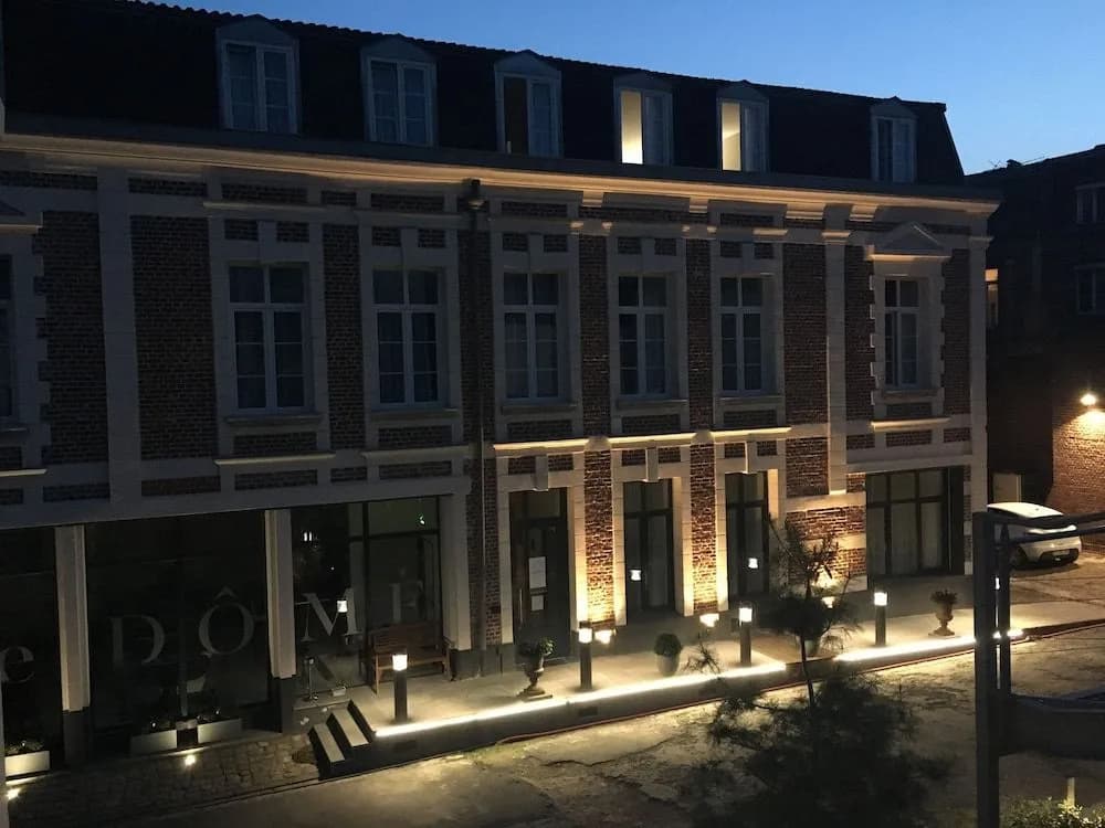 Hotel Le Dome - Photo 1