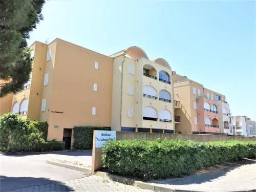 Hotel Du Port - Photo 1