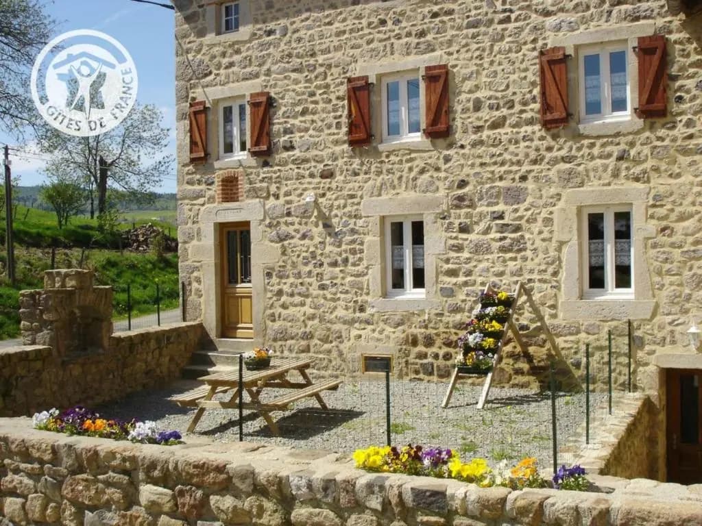 Gîte Saint-Bonnet-le-Courreau, 4 pièces, 8 personnes - FR-1-496-28 - Photo 1