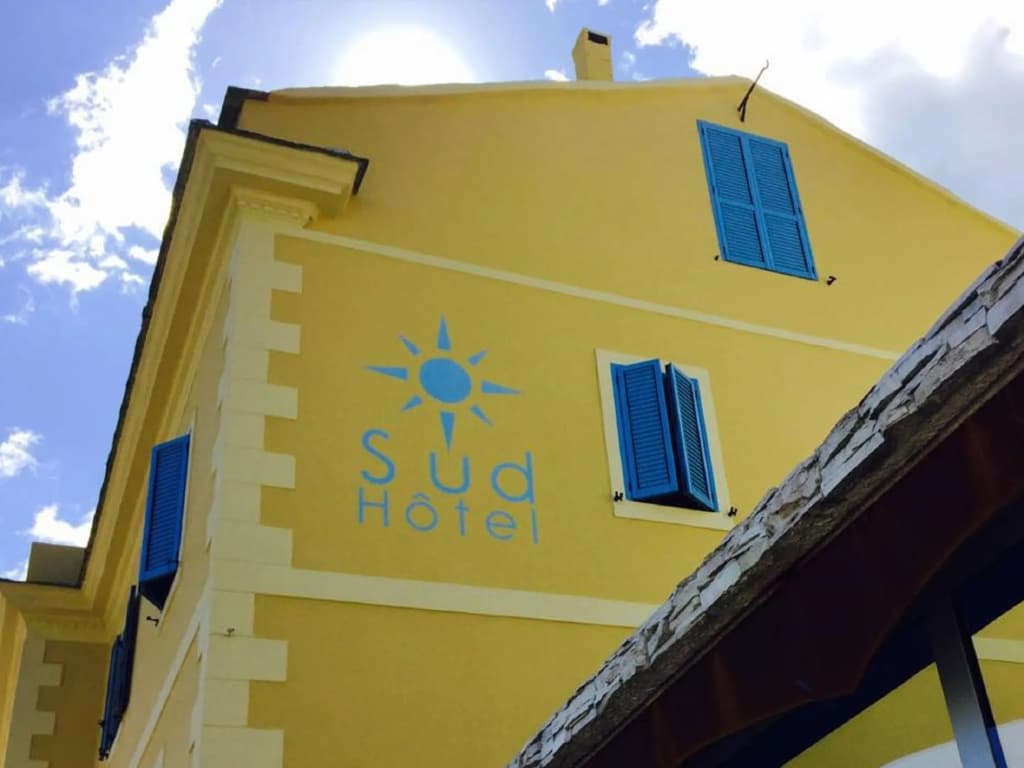 Sud Hotel - Photo 1
