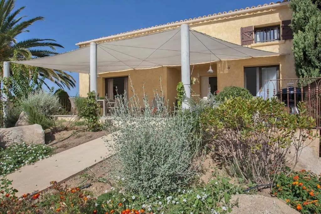 Appartement de vacances Arbousier à Calvi piscine chauffée partagée bbq - Photo 1