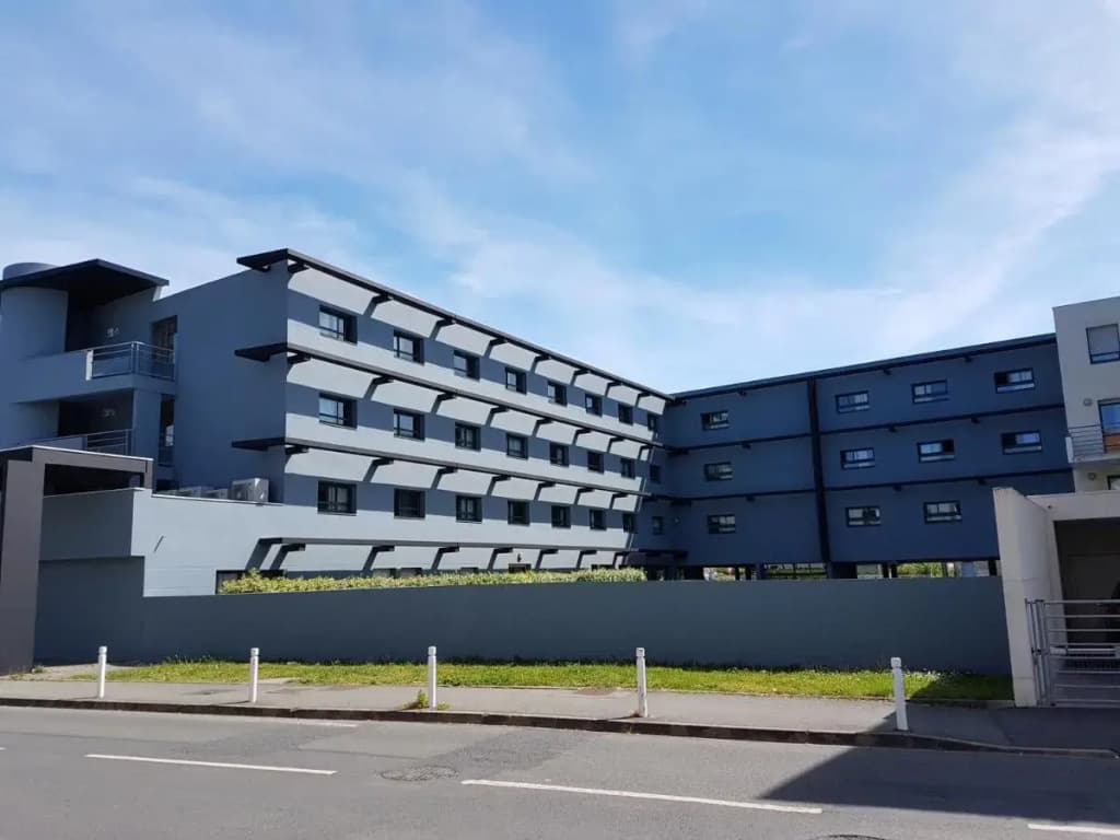 B&B HOTEL La Rochelle Centre les Minimes - Photo 1