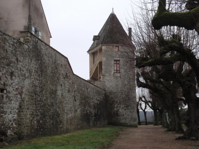 Holiday Home Vault-de-lugny Near Forest