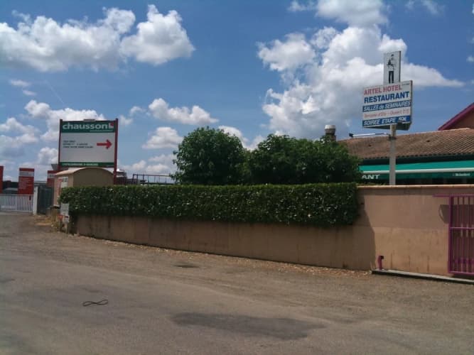 Artel Hotel