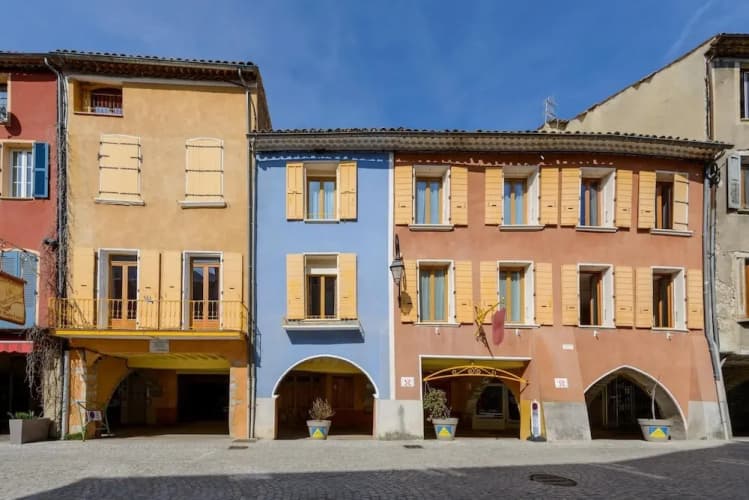 Hôtel Les Arcades Le Lion D'or