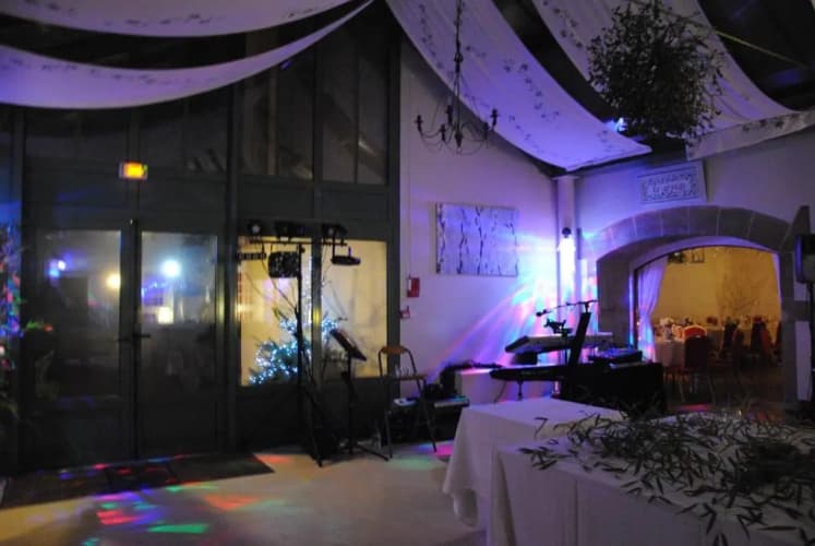 Le relais fleuri, Hôtel et restaurant Logis - Avallon