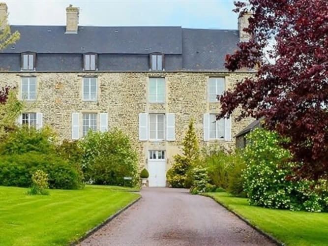 Le Jardin at Chateau la Cour