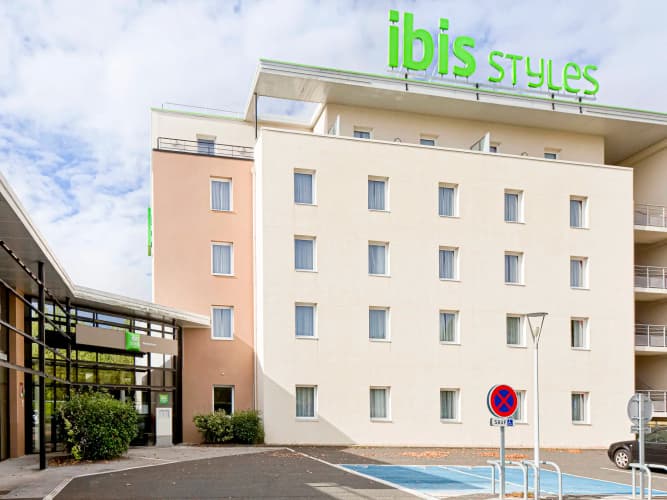 ibis Styles Montargis Arboria Hotel